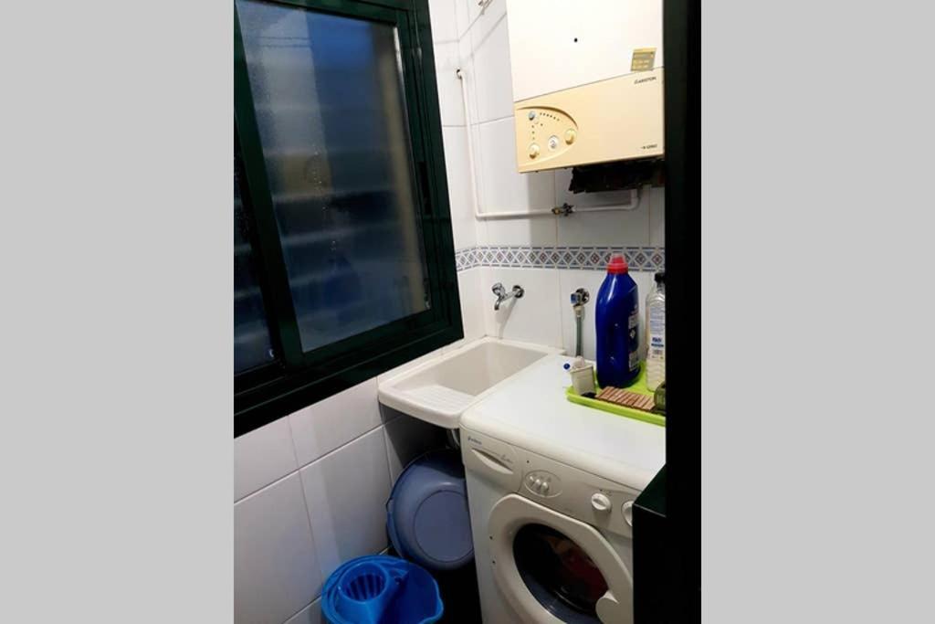 Apartamento Completo Con Parking Privado Y Wifi En San Roque Vigo Exteriör bild