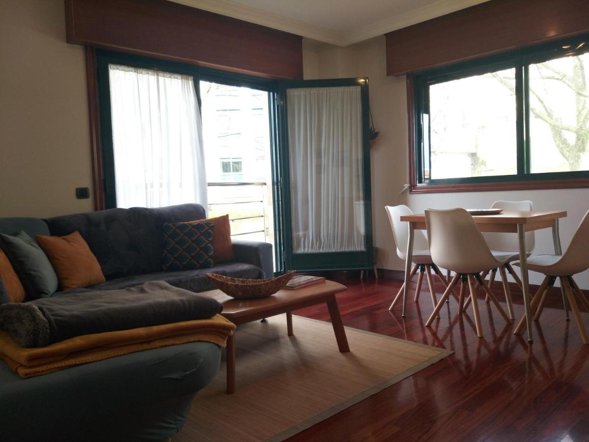 Apartamento Completo Con Parking Privado Y Wifi En San Roque Vigo Exteriör bild